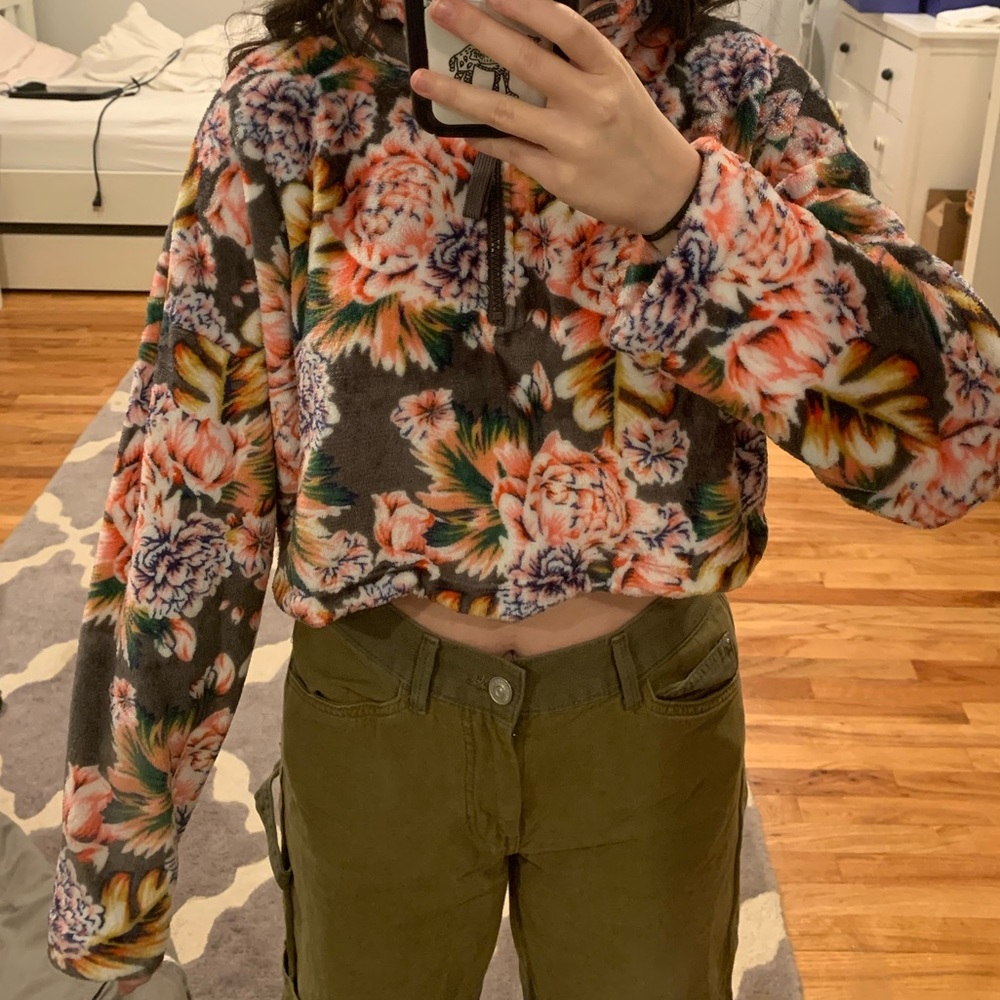 UO Cropped Fleece Quarterzip